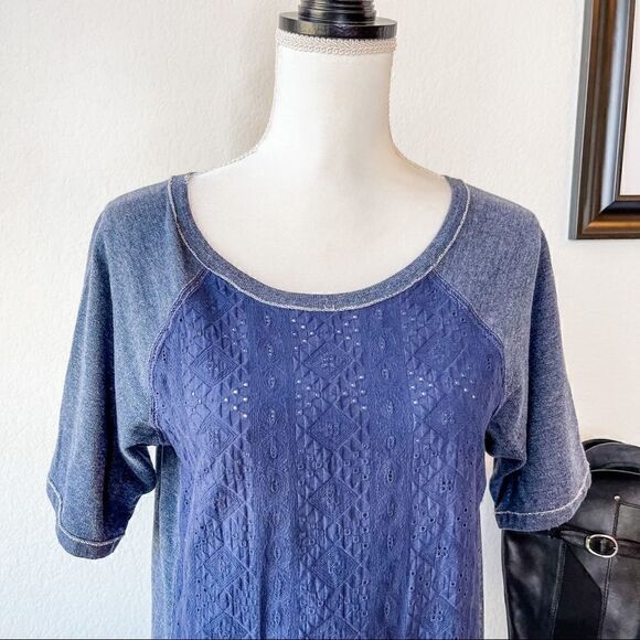 🍋 Doe & Rae • Eyelet Front Athleisure Top - Picture 2 of 9